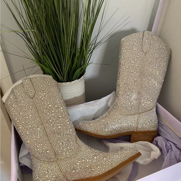 Sparkly Cowboy Boots - Picture 1 of 7